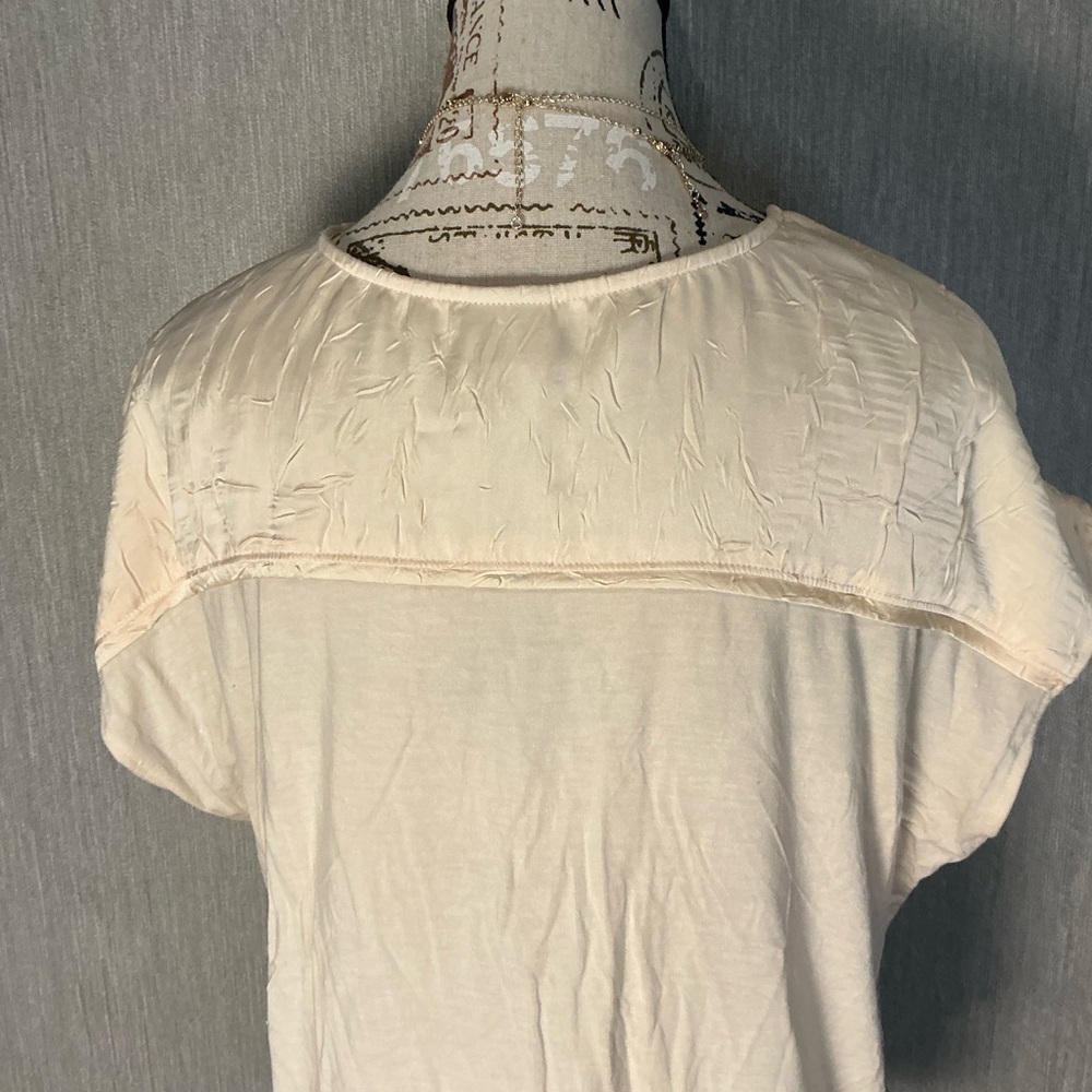 Worthington Cream Blouse with Drawstring Size Medium - Picture 5 of 9